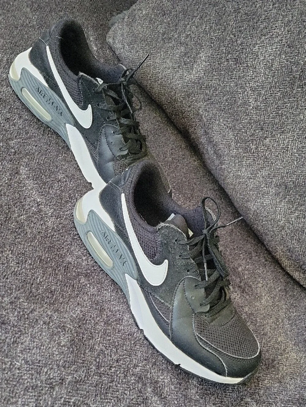 Nike AIR MAX  Black and White Women's Sneakers